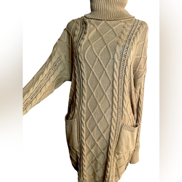 Brand: Zaful, size S, sweater dress, beige, with pockets - Picture 4 of 13